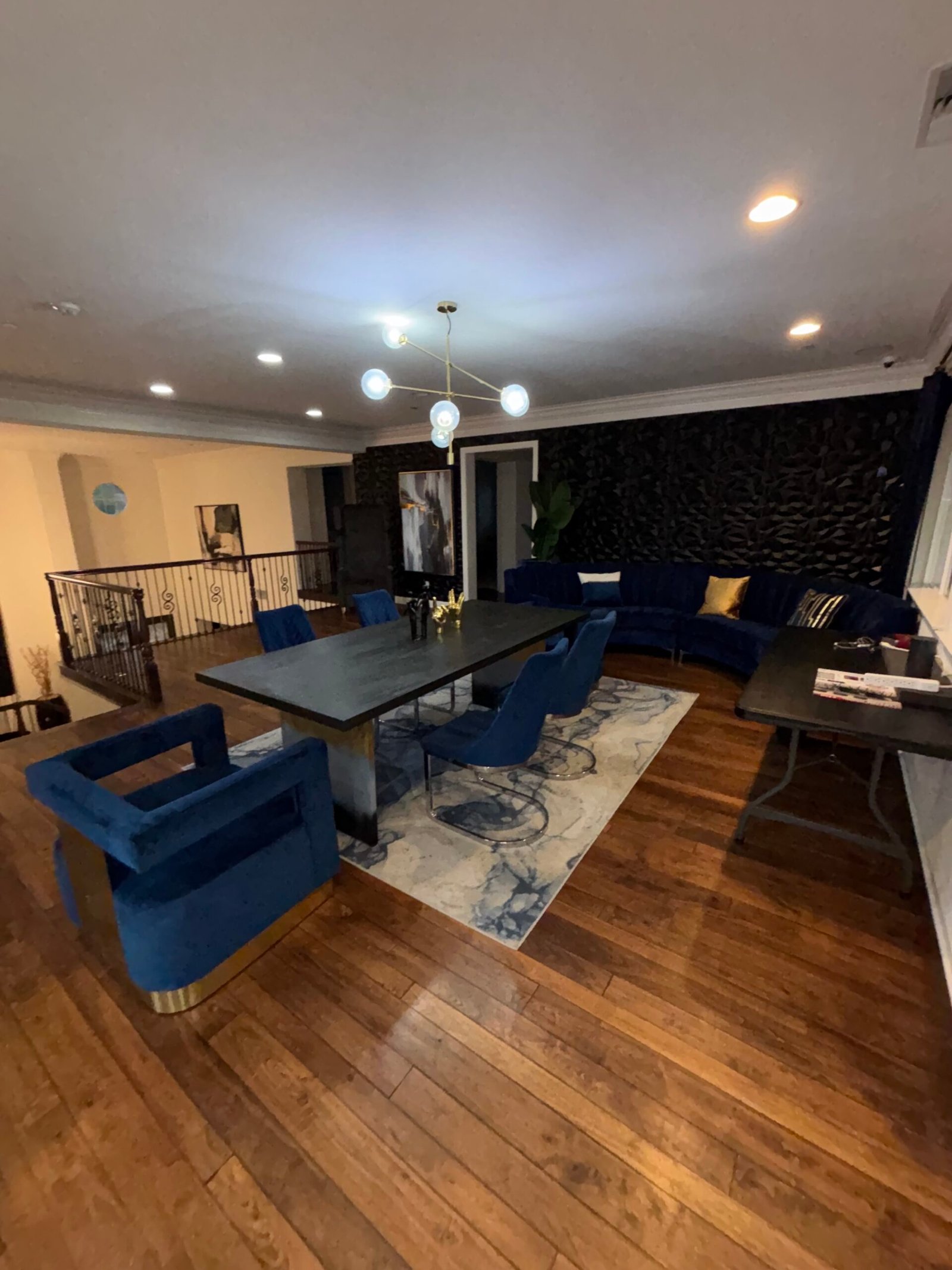 97394687-A2FA-4081-8F96-58F11B54A528